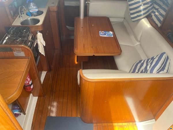 Beneteau Oceanis 320