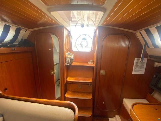 Beneteau Oceanis 320