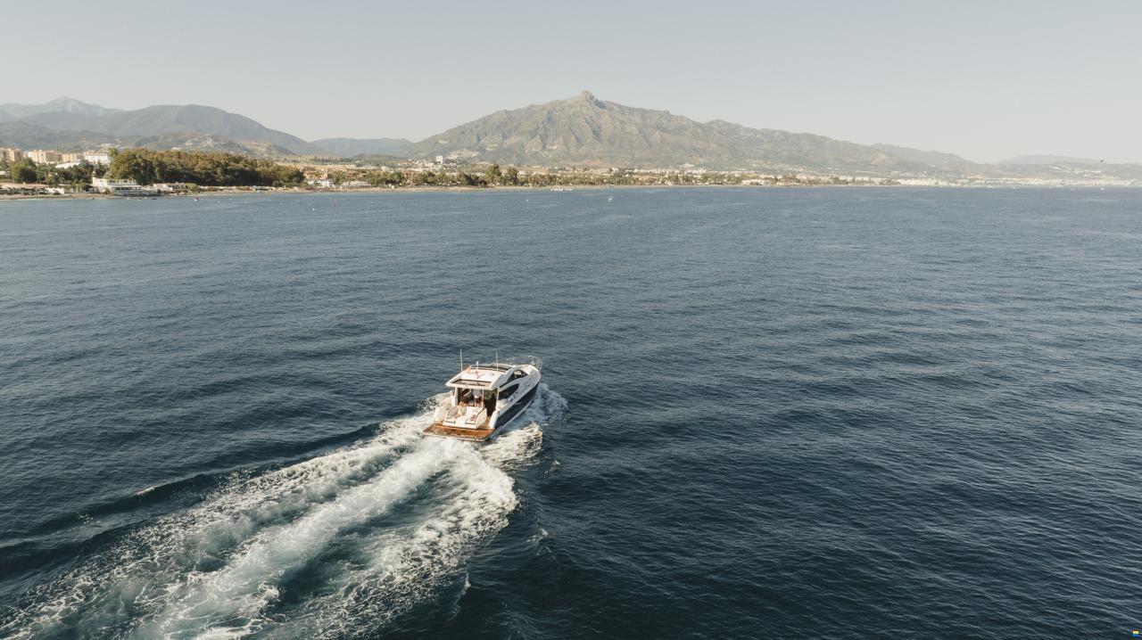 Galeon 430 HTC