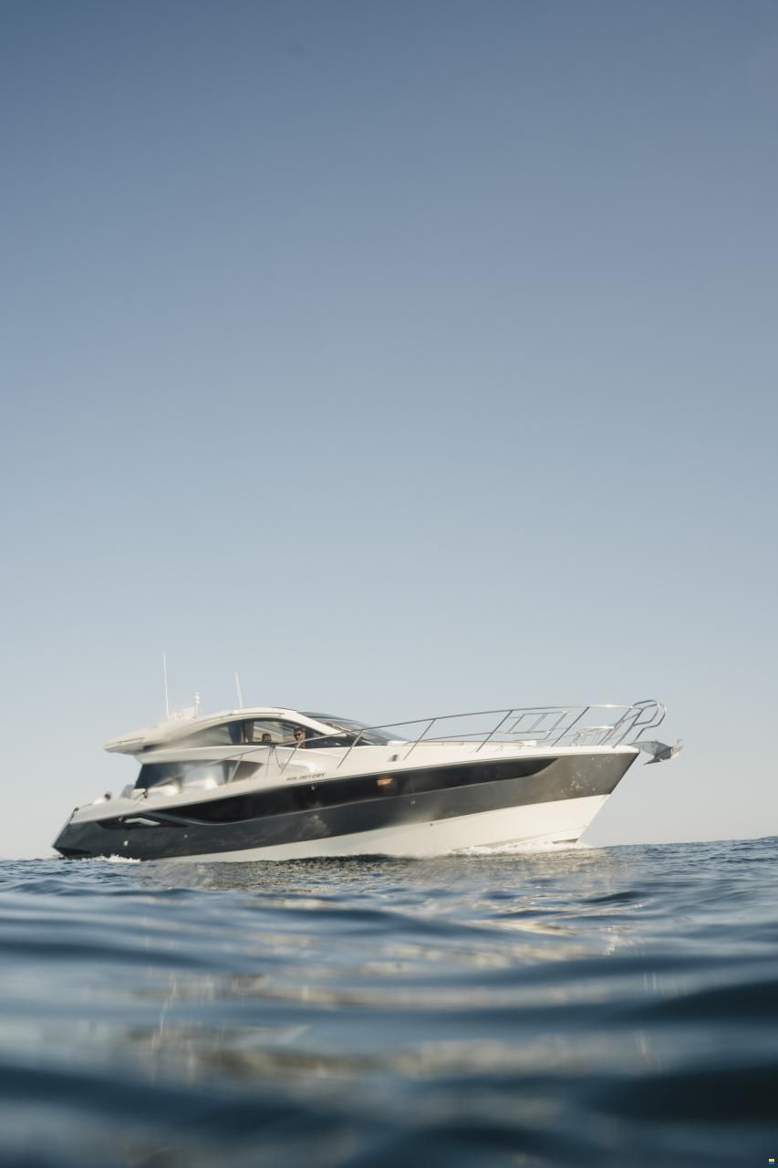Galeon 430 HTC