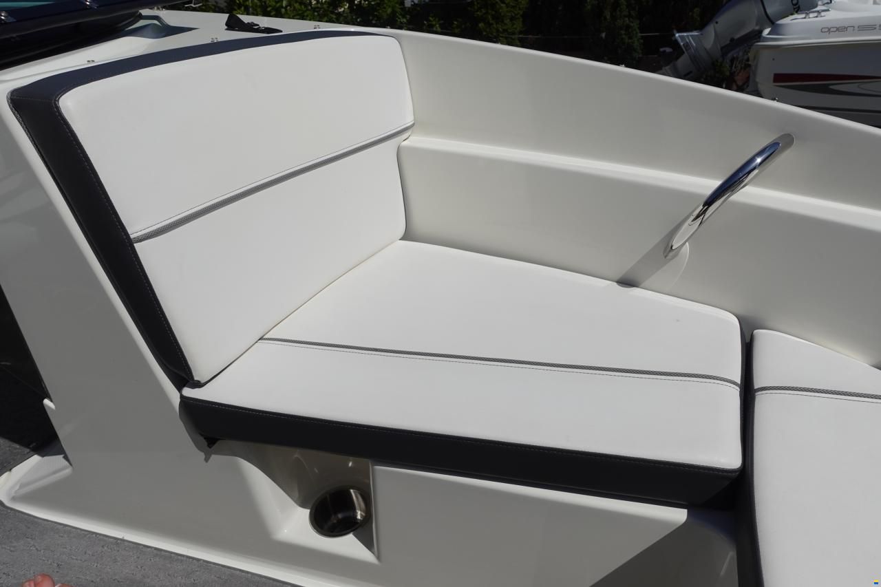Sea Ray 190 Sport & Trailer (2. Hand)