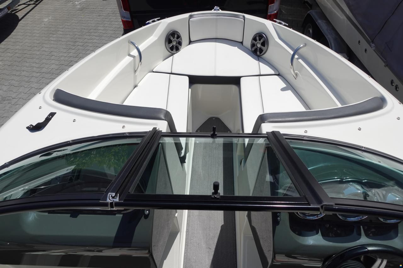 Sea Ray 190 Sport & Trailer (2. Hand)