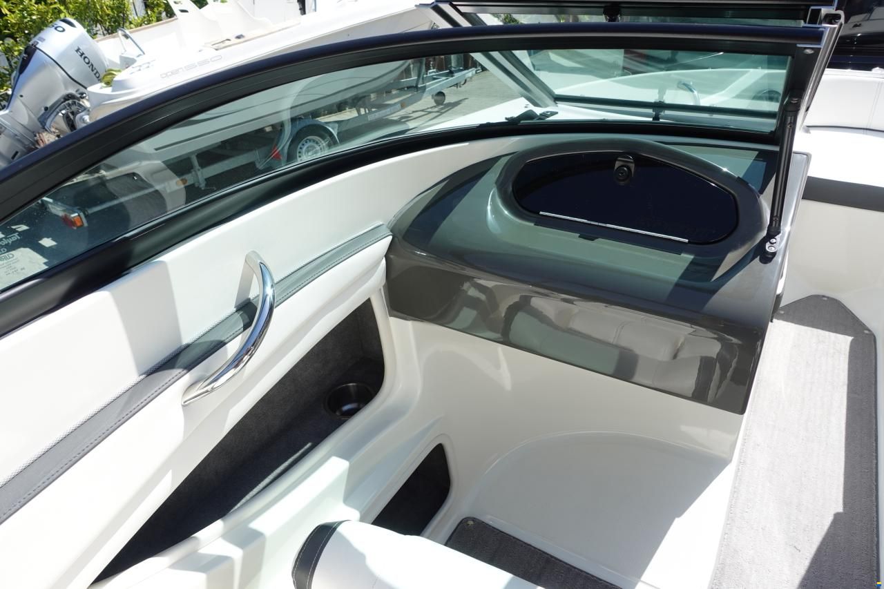 Sea Ray 190 Sport & Trailer (2. Hand)
