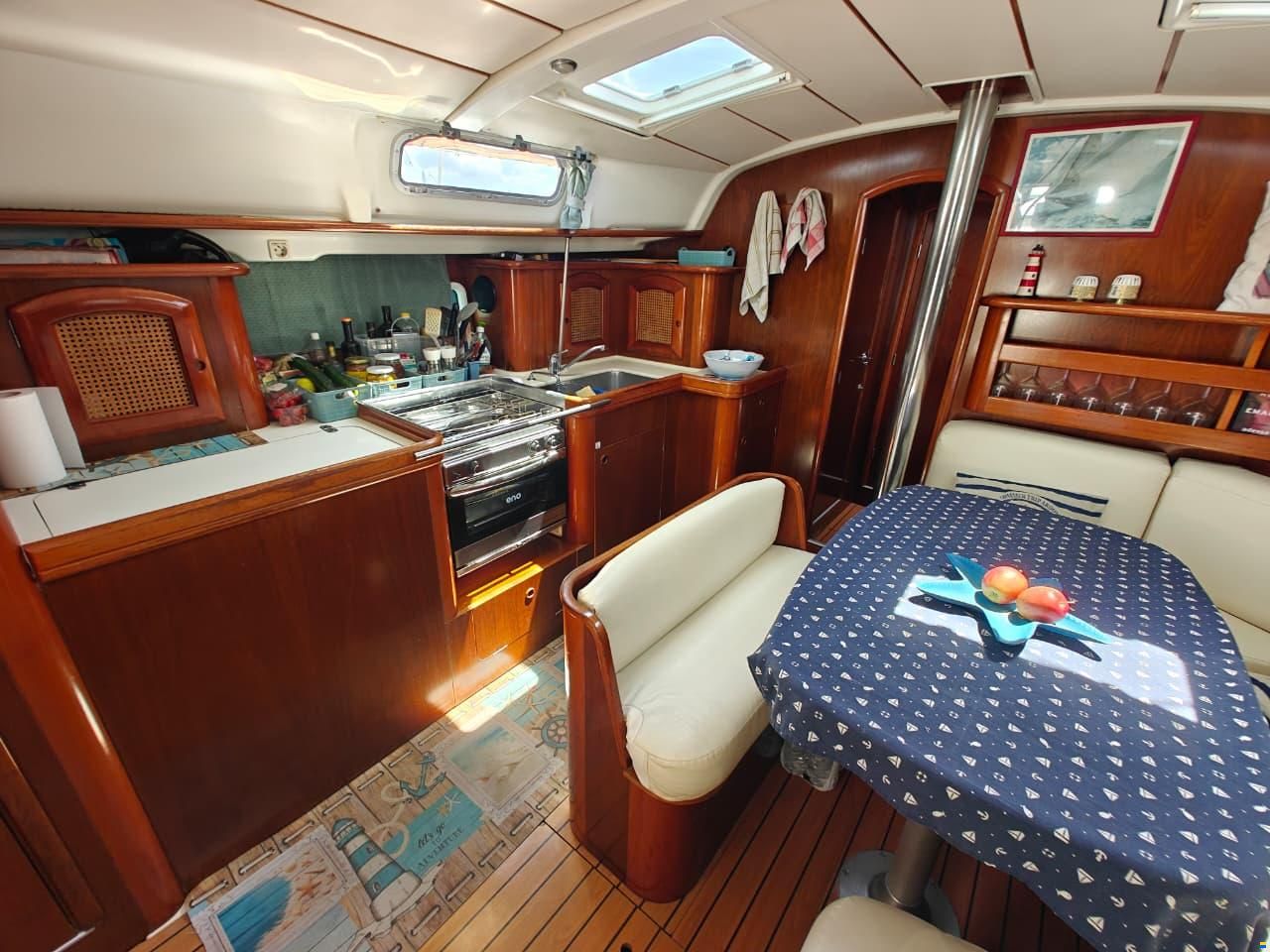 Beneteau Oceanis Clipper 411