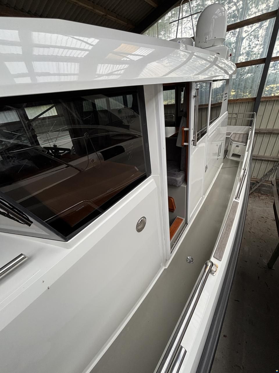 Sargo 33 aft door