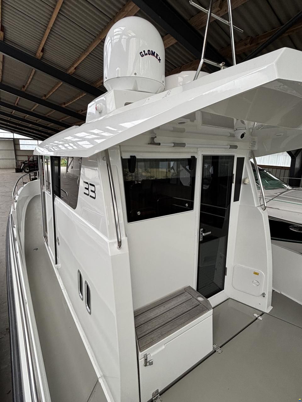 Sargo 33 aft door