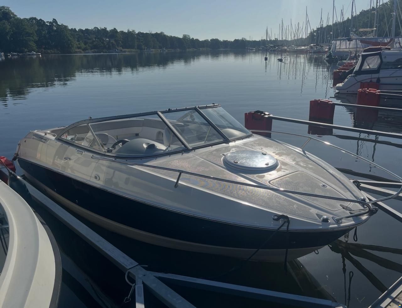Bayliner 702 Cuddy