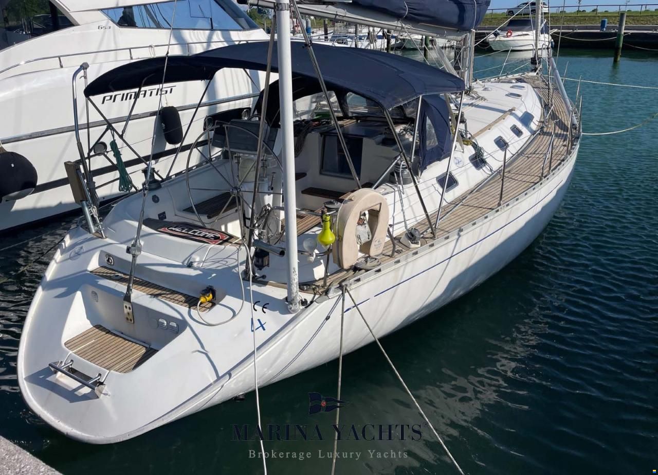 Dufour 45 Classic