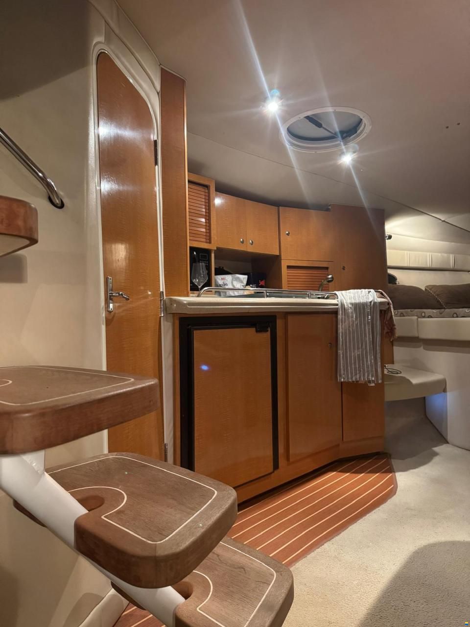 Larson Open Cabrio 330