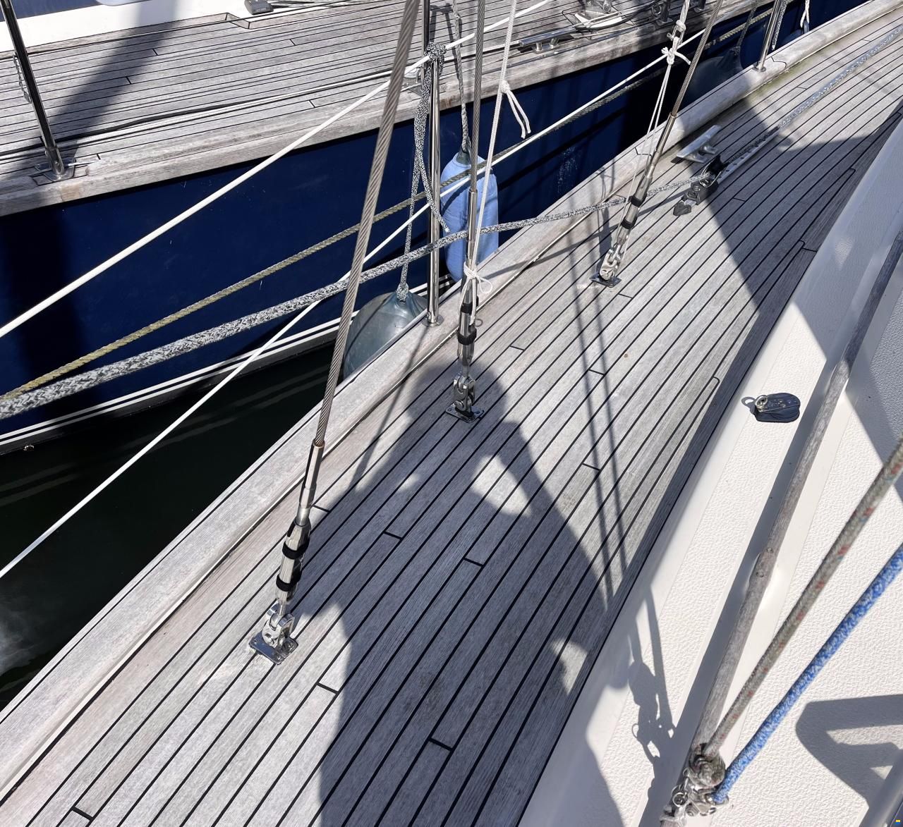 Hallberg-Rassy 352