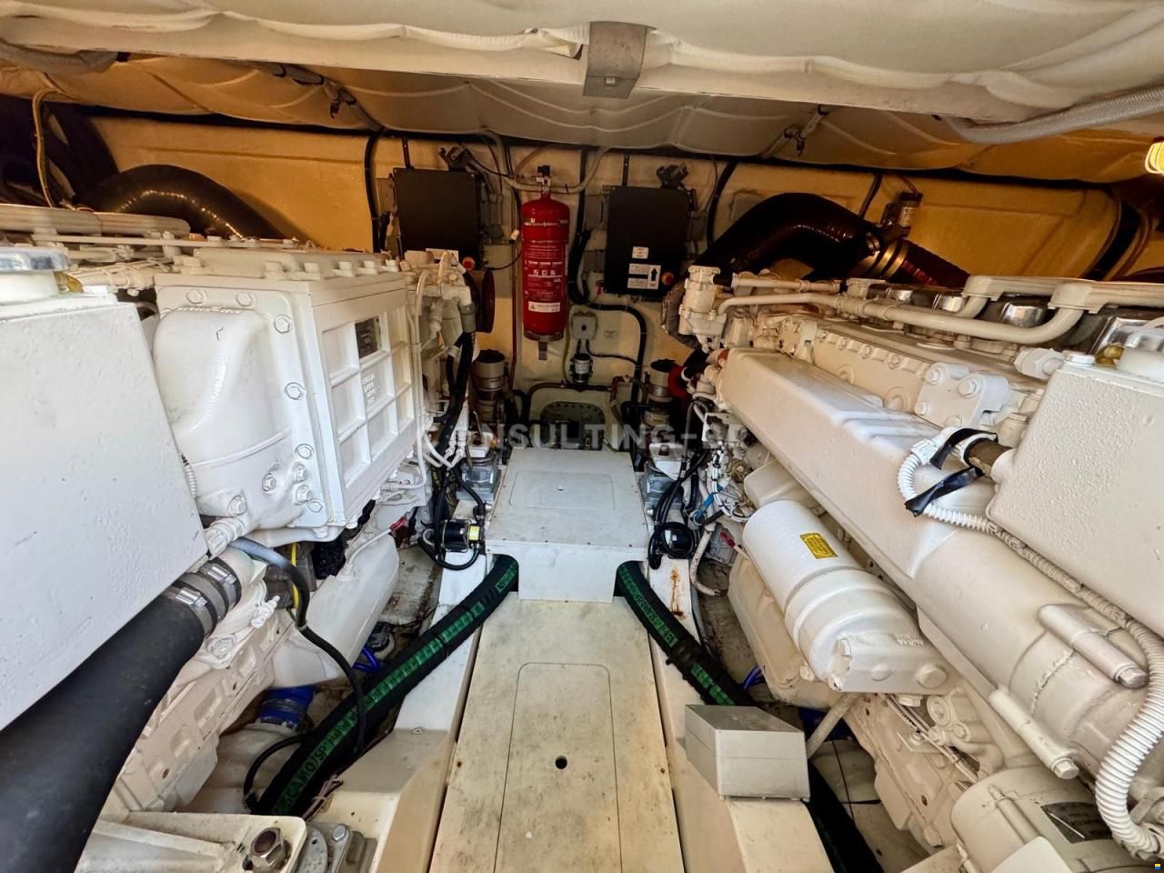 Ferretti 530