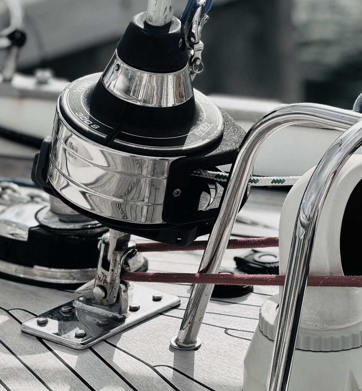 Hallberg-Rassy 43