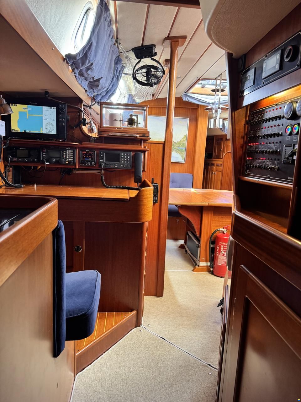 Hallberg-Rassy 43