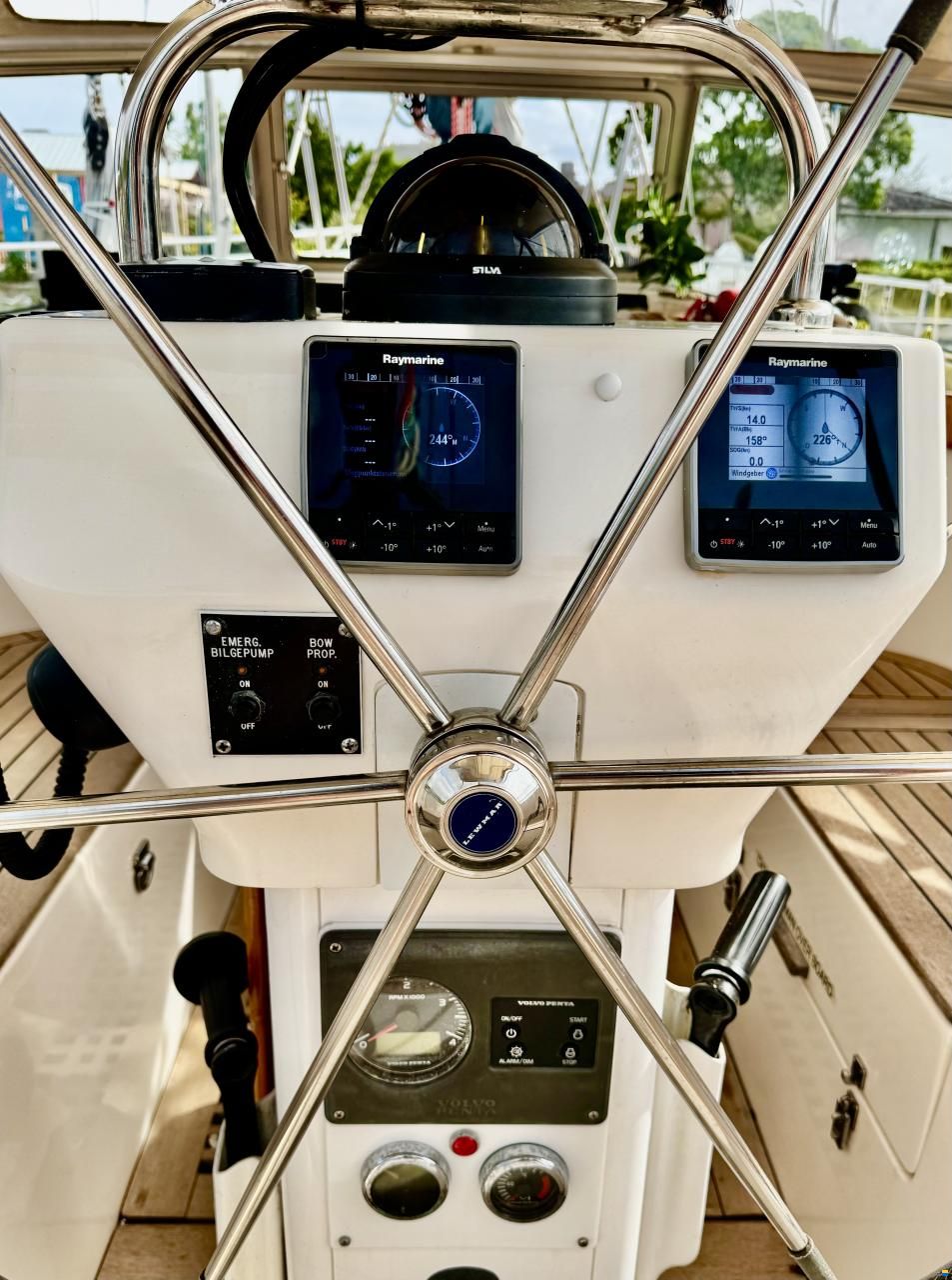 Hallberg-Rassy 43
