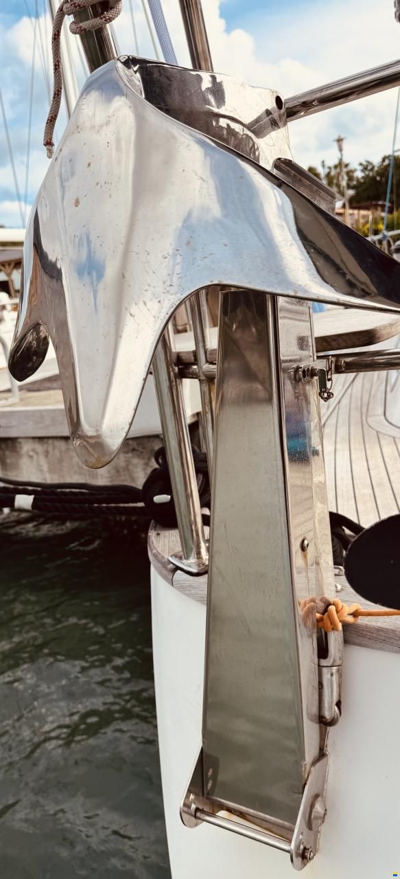 Hallberg-Rassy 43