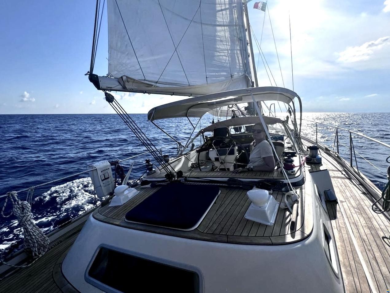 Hallberg-Rassy 43