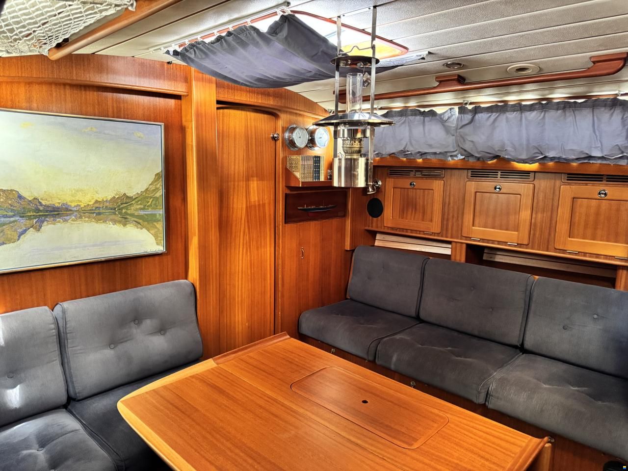 Hallberg-Rassy 43