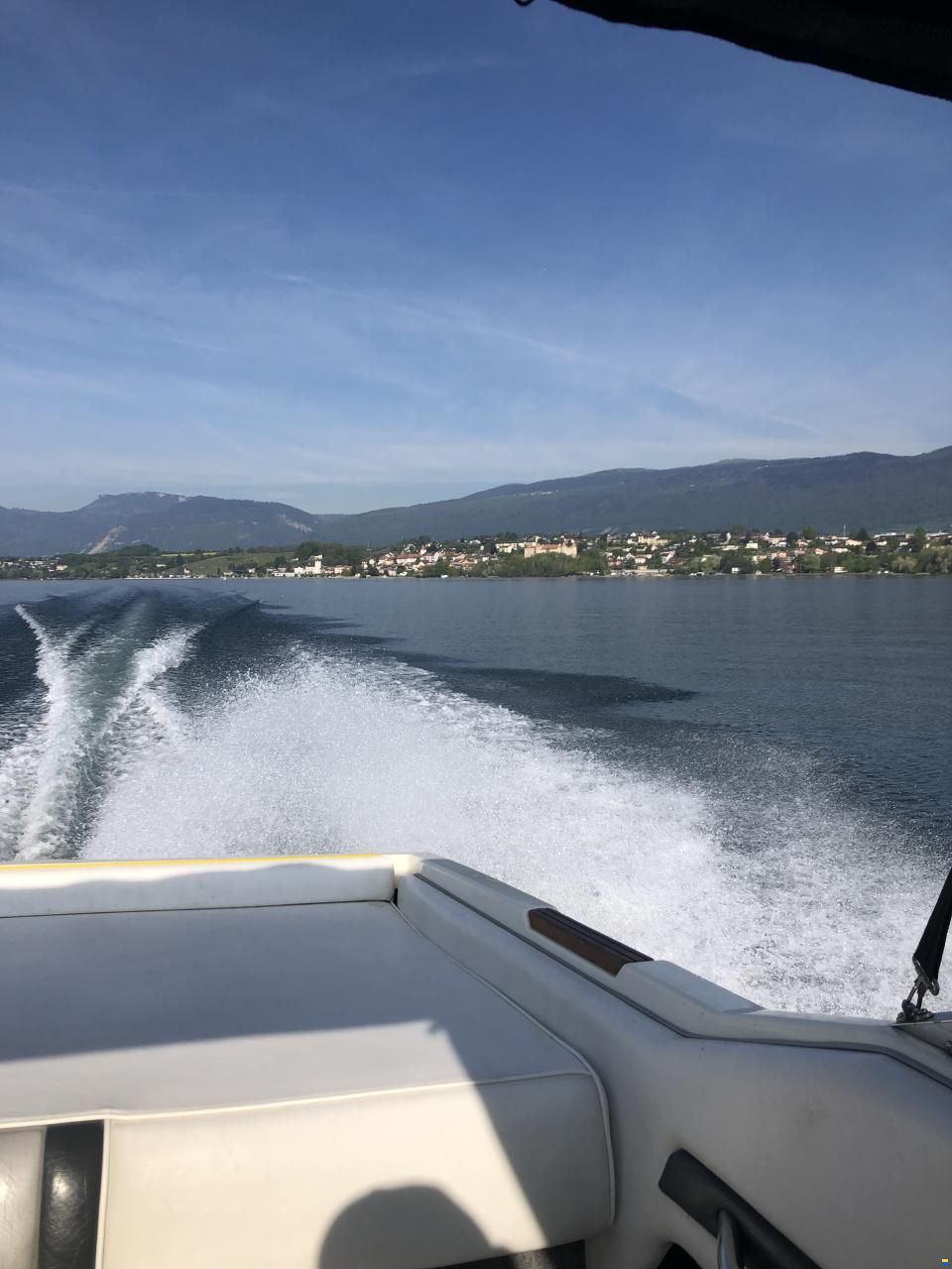 Sea Ray CC 200