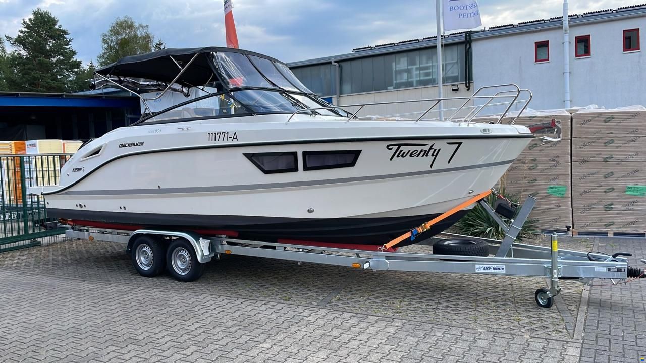 Quicksilver 805 Cruiser