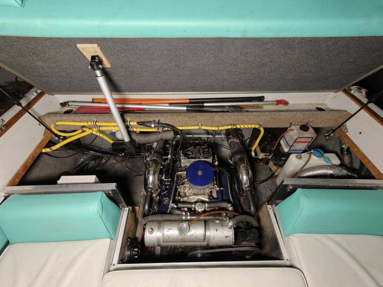 Chris Craft Scorpion 230