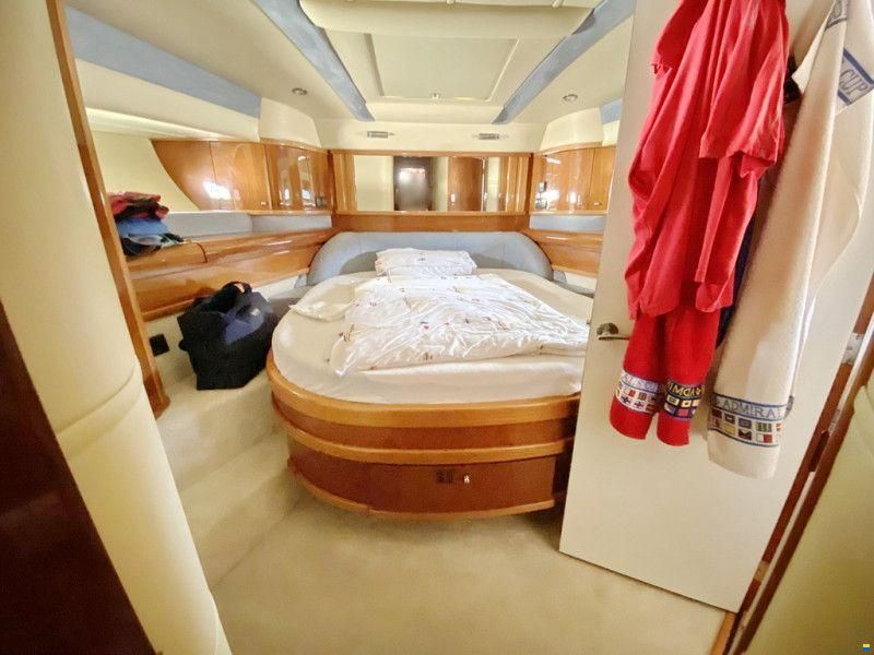 Sealine T 52