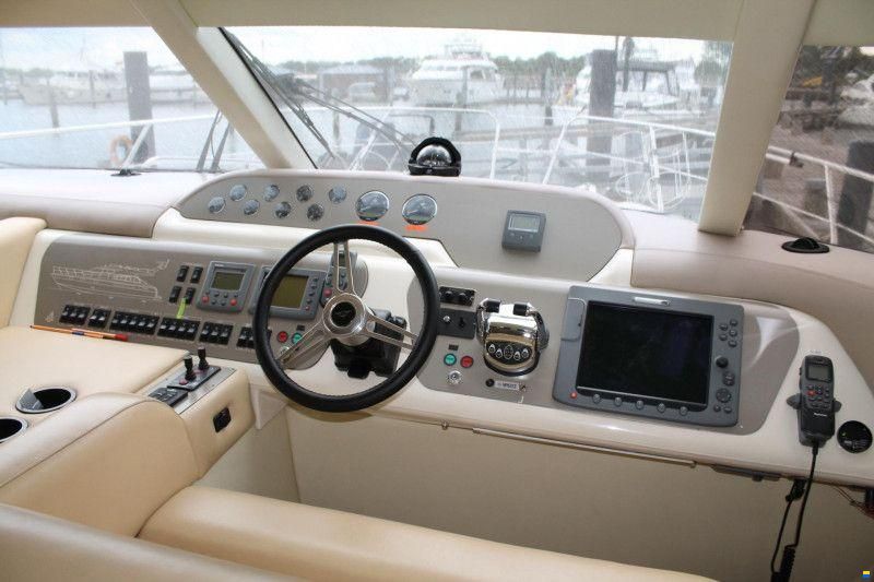 Sealine T 52