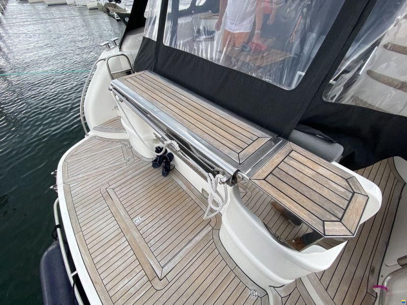 Sealine T 52