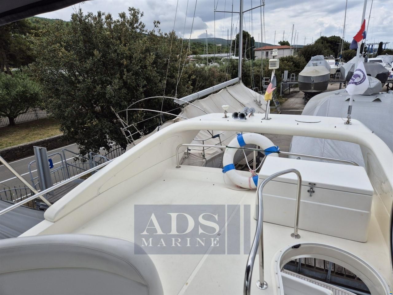 Azimut 42 Fly