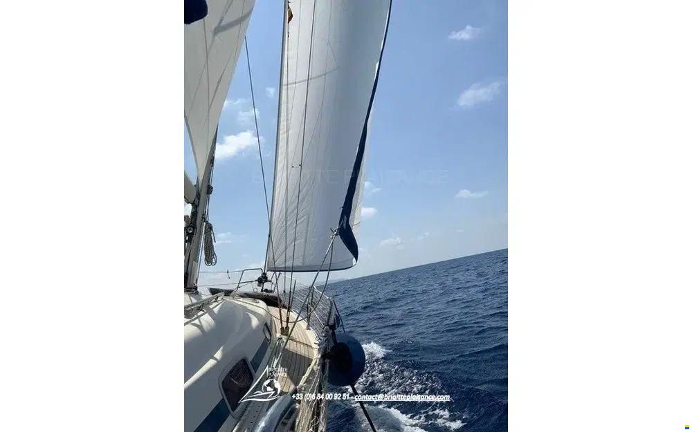 Bavaria 42 cruiser