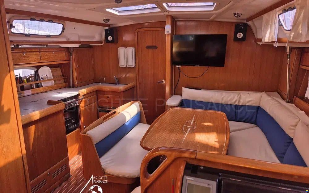 Bavaria 42 cruiser