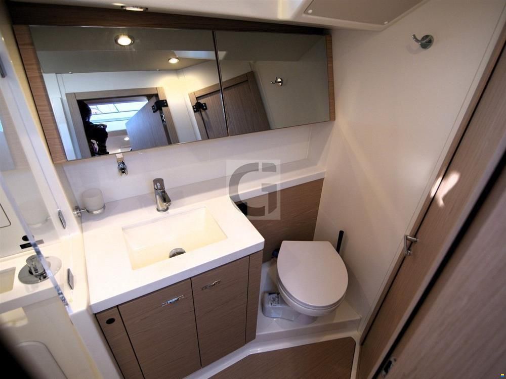 Beneteau Oceanis Yacht 54