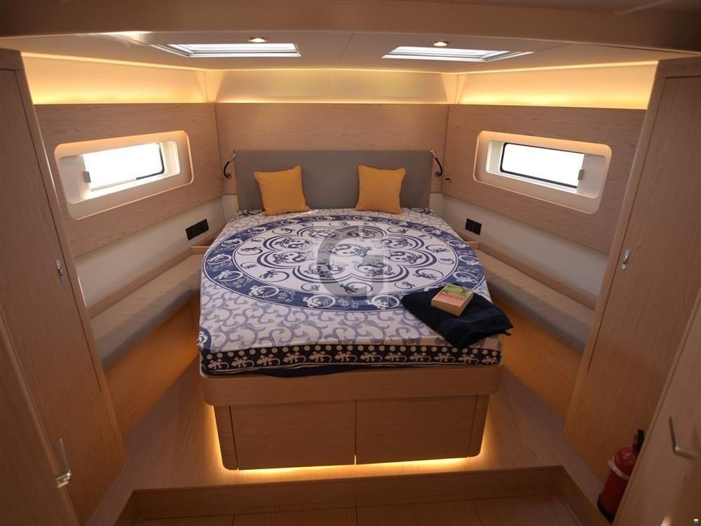 Beneteau Oceanis Yacht 54