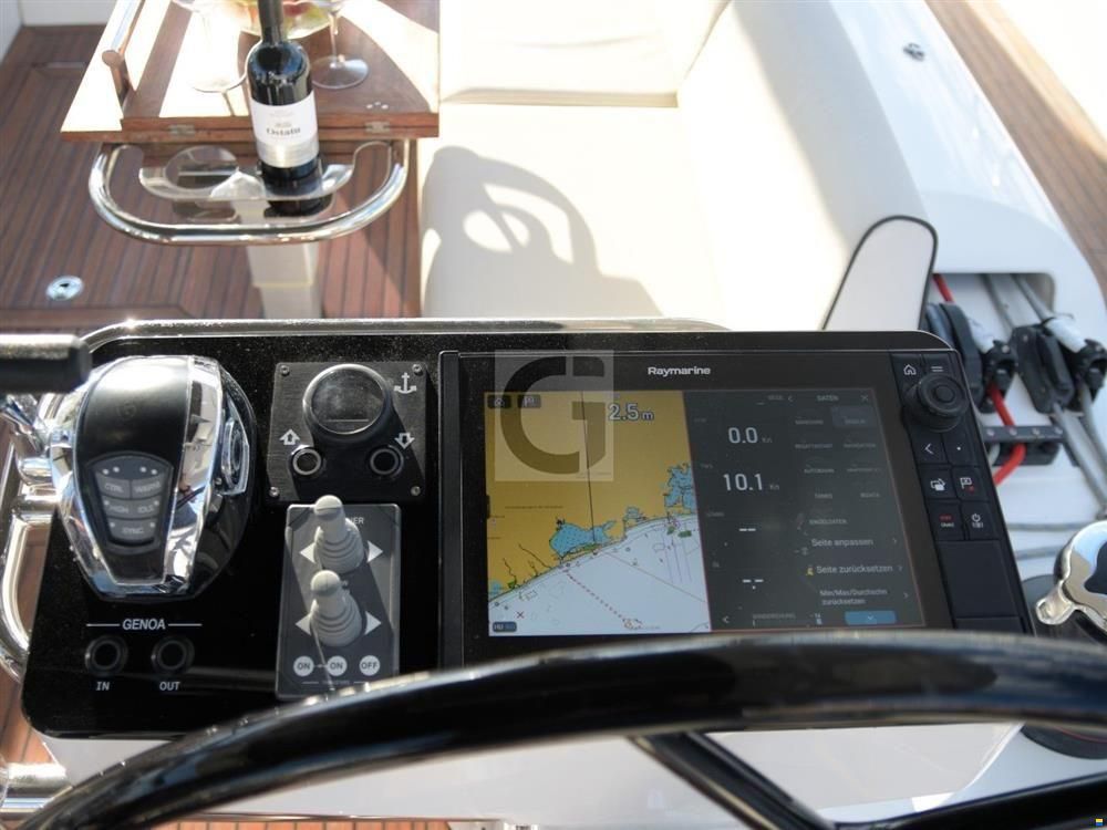 Beneteau Oceanis Yacht 54