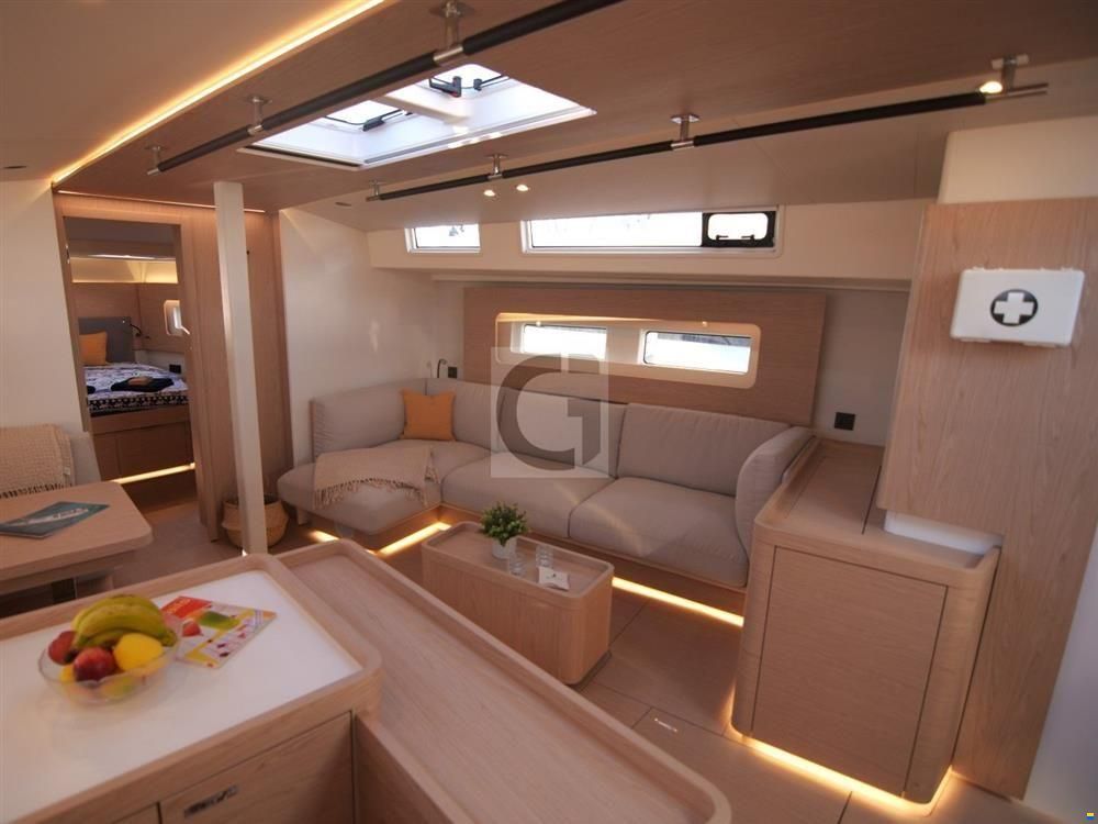 Beneteau Oceanis Yacht 54