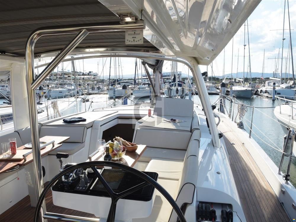 Beneteau Oceanis Yacht 54