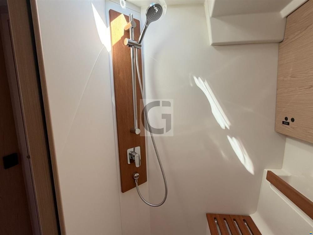 Beneteau Oceanis Yacht 54