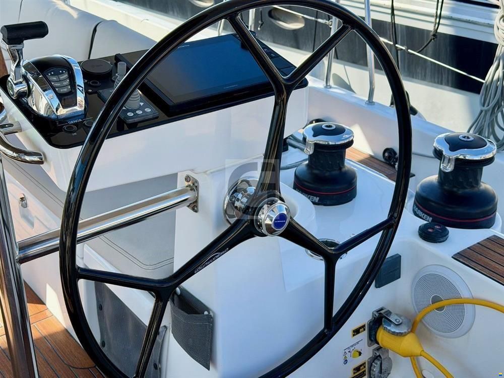 Beneteau Oceanis Yacht 54