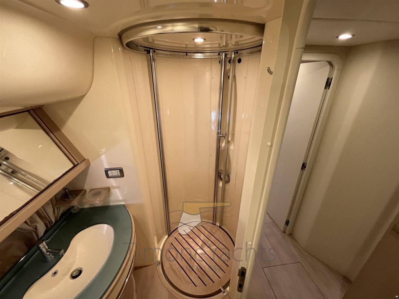 Azimut 62 Fly