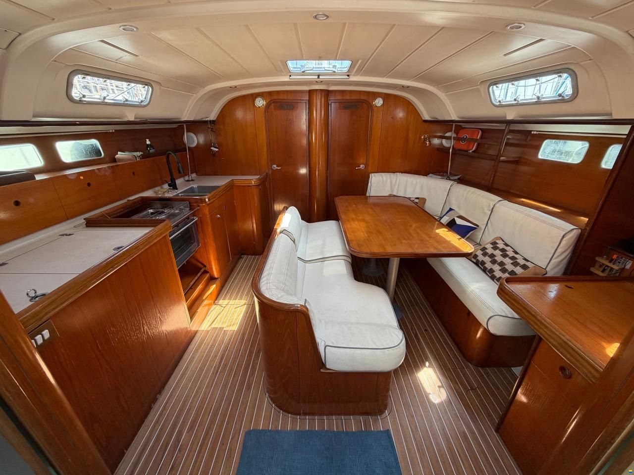 Beneteau Oceanis 440