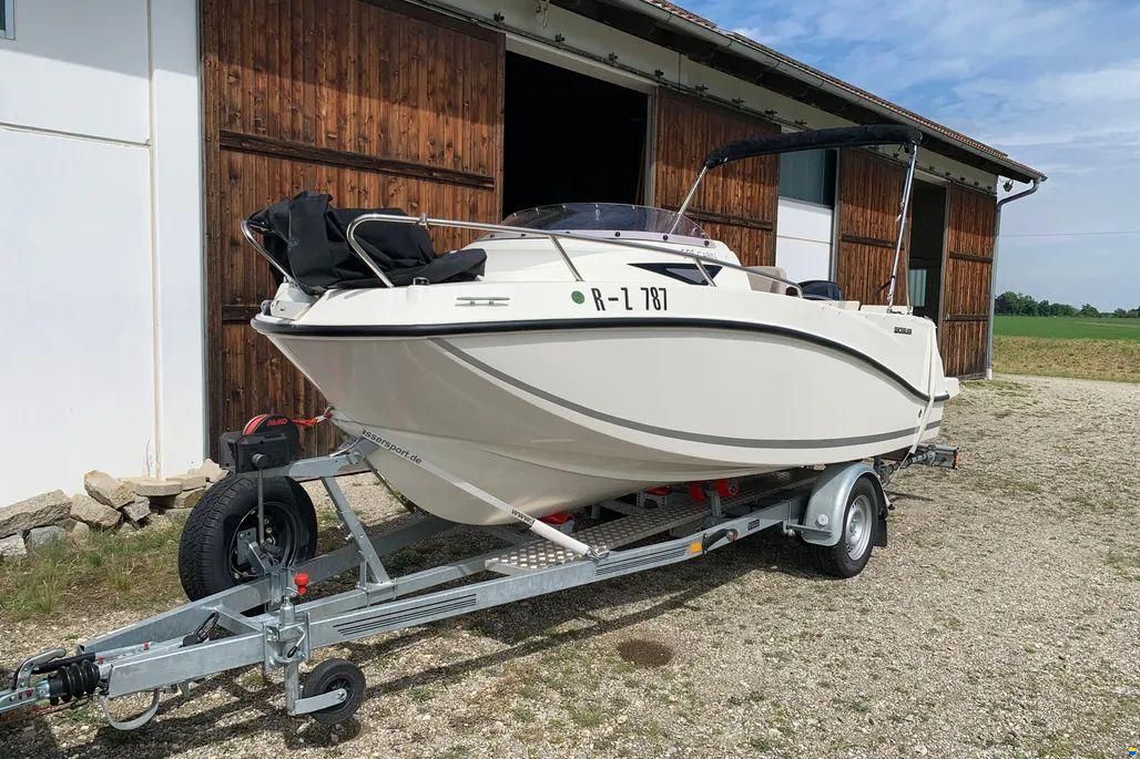 Quicksilver 505 Cabin