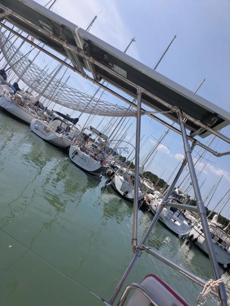 Gibert Marine GIB SEA 302 DI