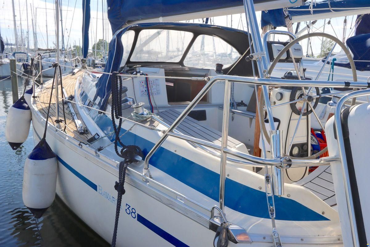 Bavaria 38
