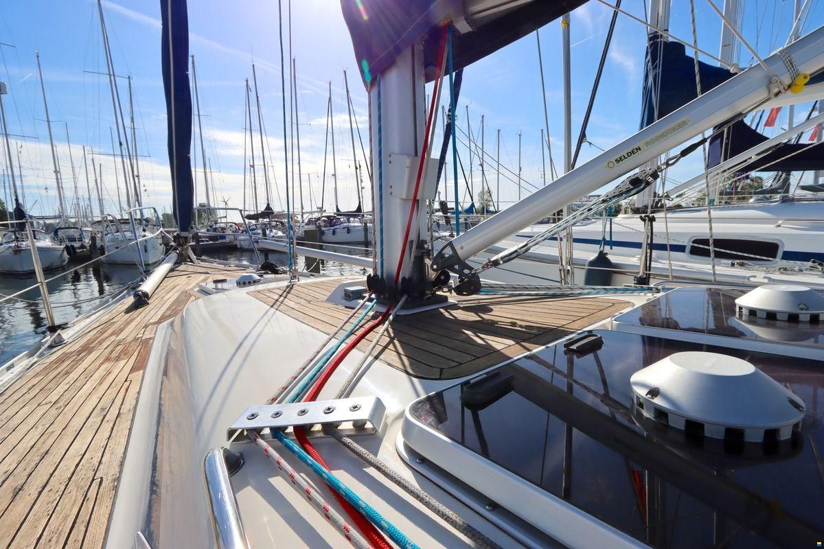 Bavaria 38