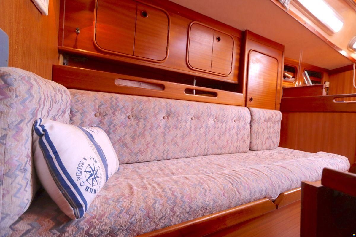 Bavaria 38
