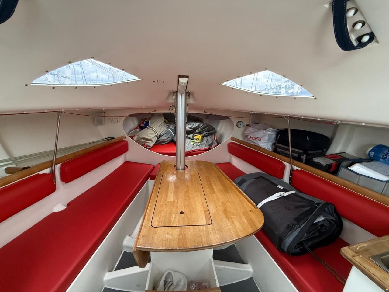 Pogo 850