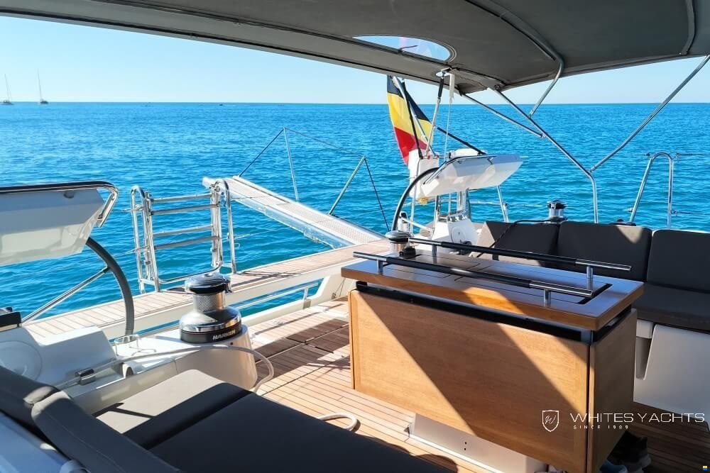 Beneteau Oceanis 55