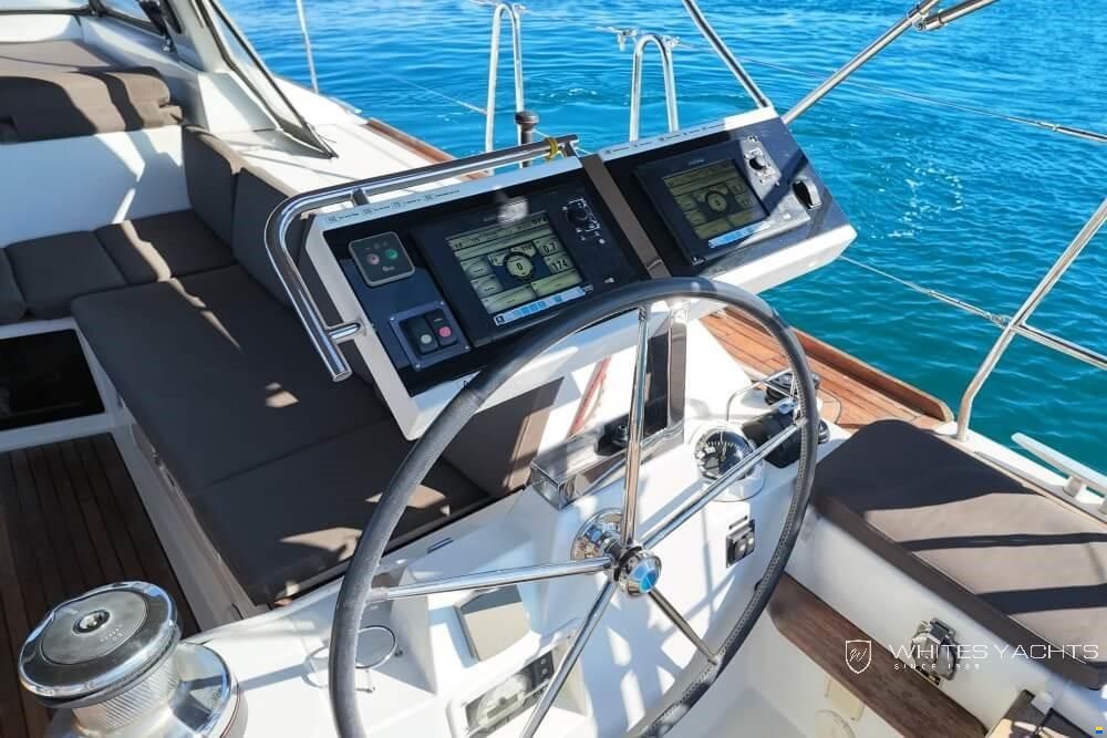 Beneteau Oceanis 55