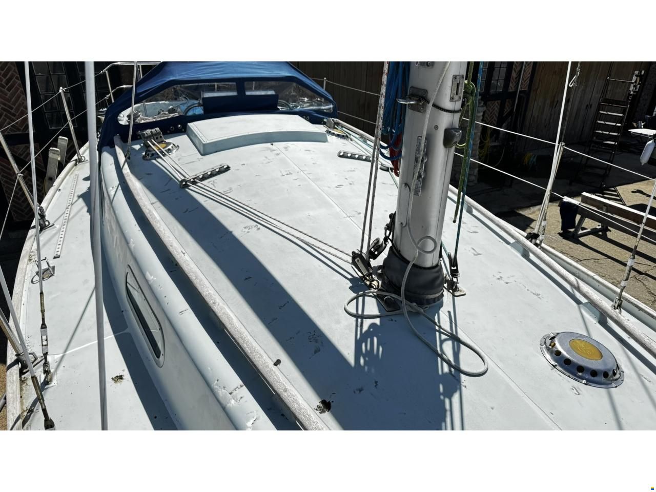 Contessa 32