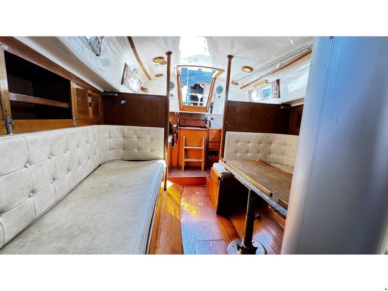 Contessa 32