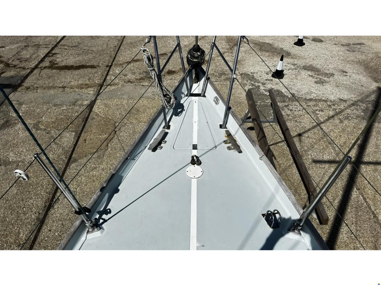 Contessa 32